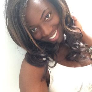 Meet your Posher, Jakia